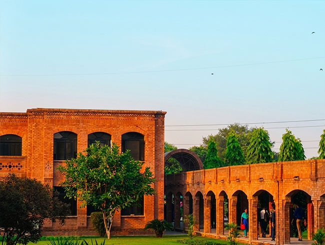 About Lahore Campus
