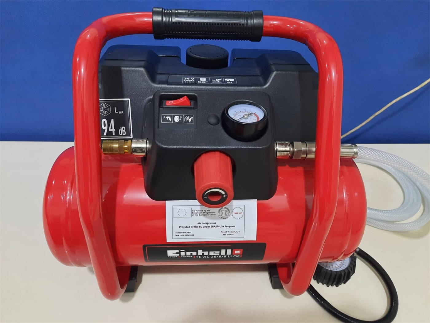 Portable air compressor