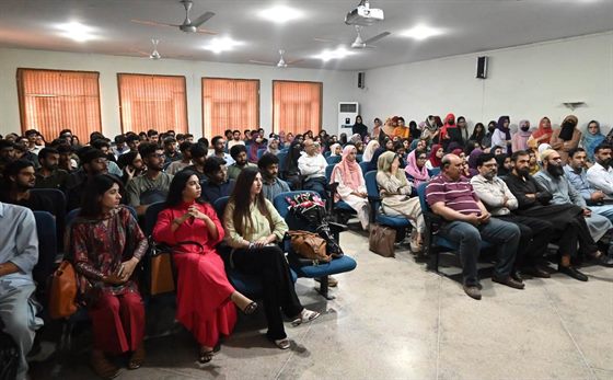 Students filling the hall for the seminar and recruitment drive