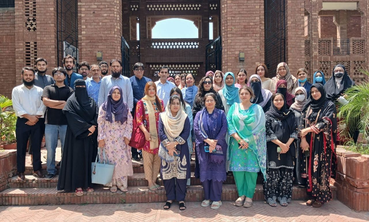 Participants of the 2-Day Workshop on Data Analysis and Artificial Intelligence at IRCBM, CUI Lahore Campus