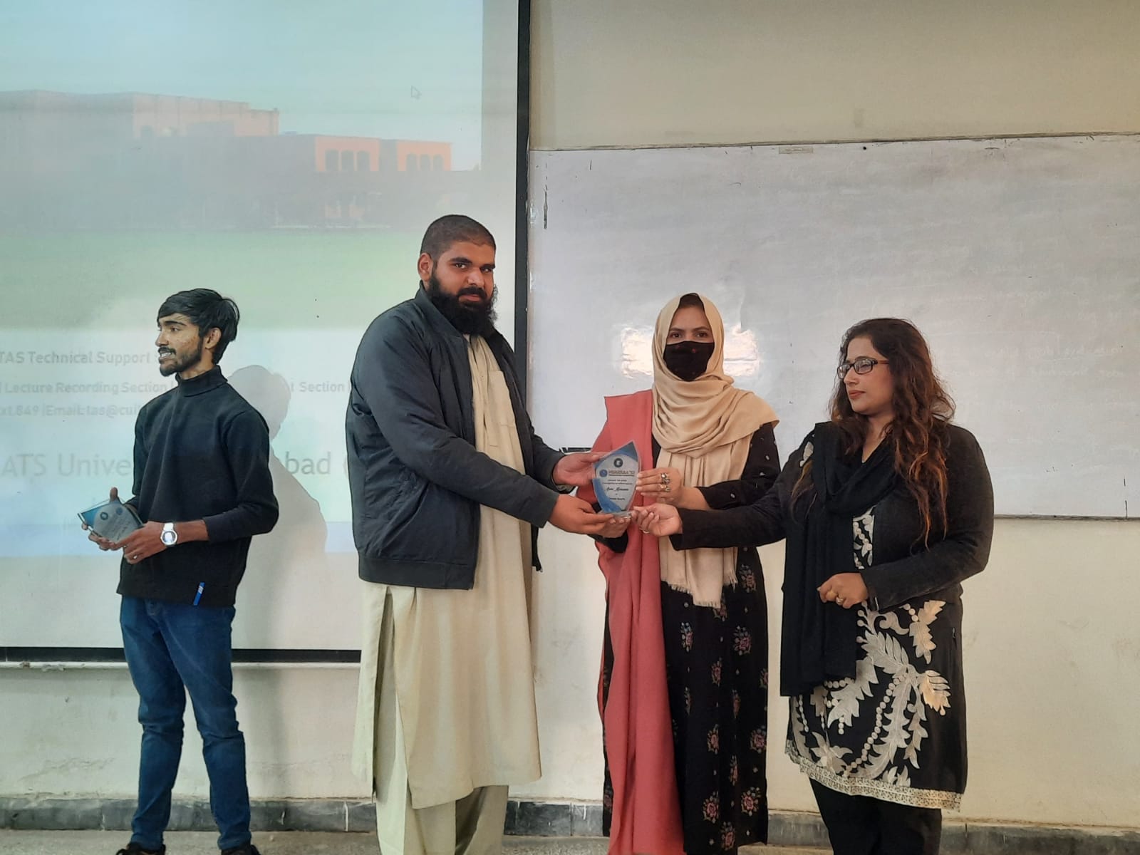 Award Distribution Ceremony: All Pakistan Parliamentary Debate Competition MUARKAA 22