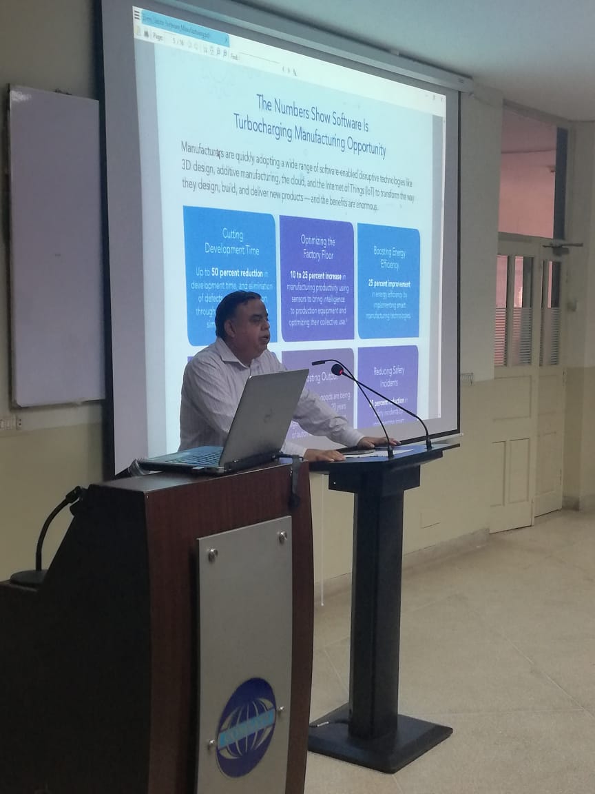 CUI Lahore ACM Student Chapter Organized a Seminar Named “CS-Talk”
