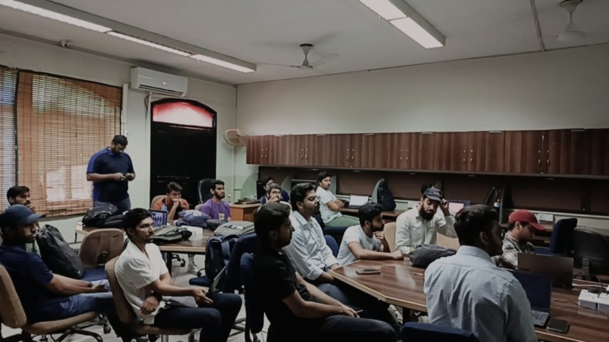 NoCode AI - A Training Workshop for CS Students