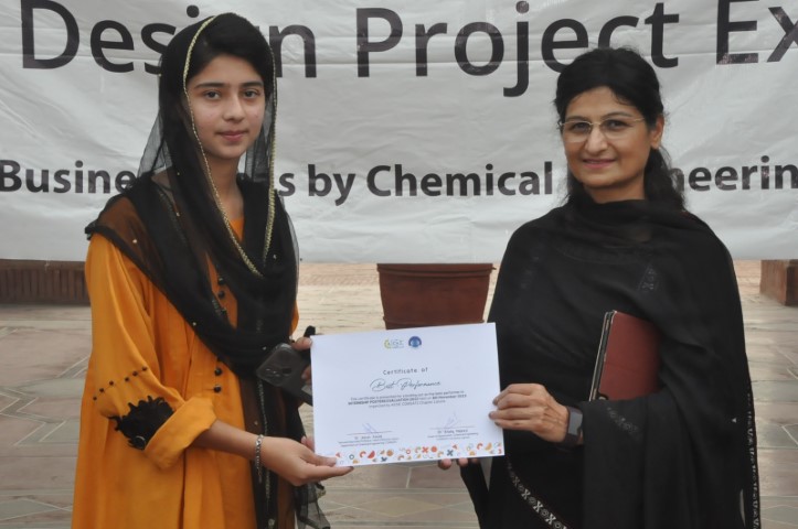 Empowering Futures: FA20 Students Impress with Internship Posters in Collaborative Triumph of Education and Industry