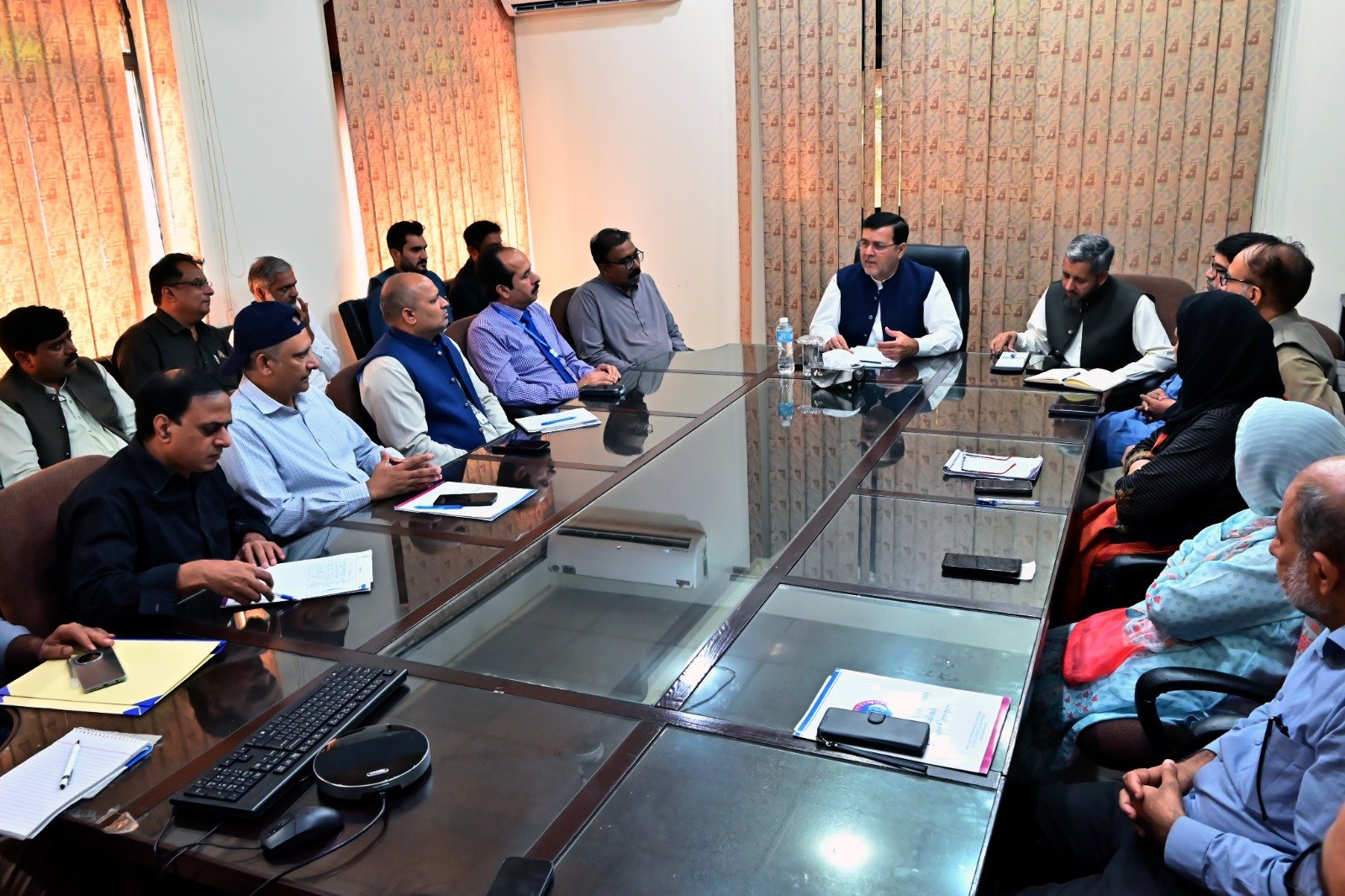 Director Holds First Introductory Meetings with Heads of Departments
