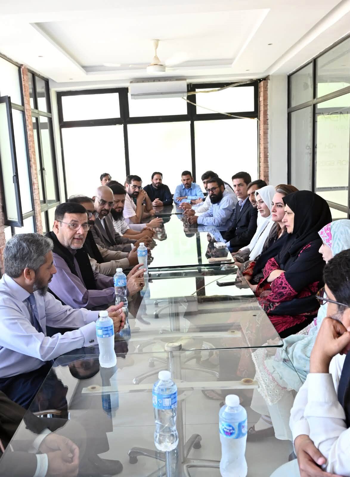 Visitors, a Huawei Lab and a Research Push: the Director's Day at CUI Lahore