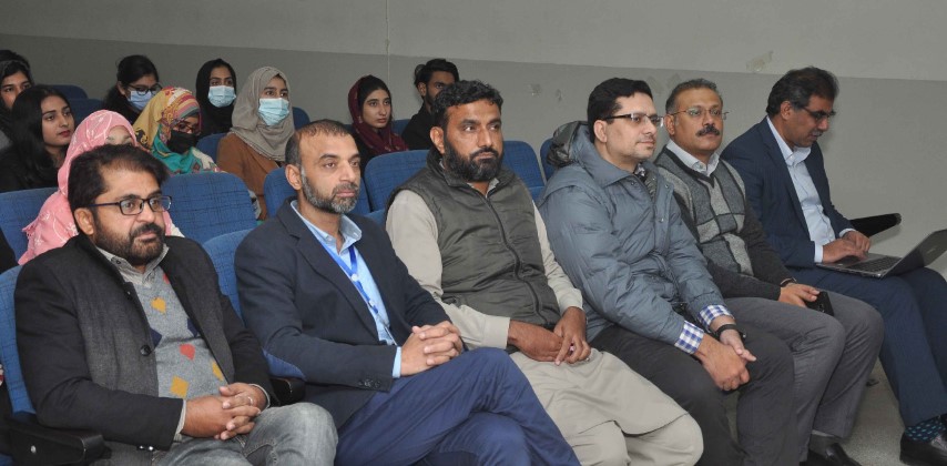 Seminar on AI/Machine Learning in Digital healthcare: Opportunities and Challenges
