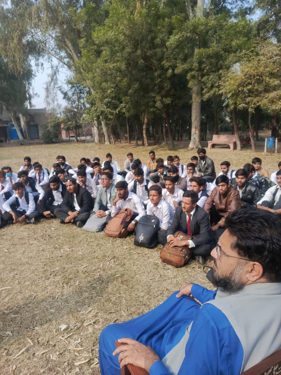 CUI Lahore Faculty of Physics Visits Govt. College Raiwind for Career Counselling Session
