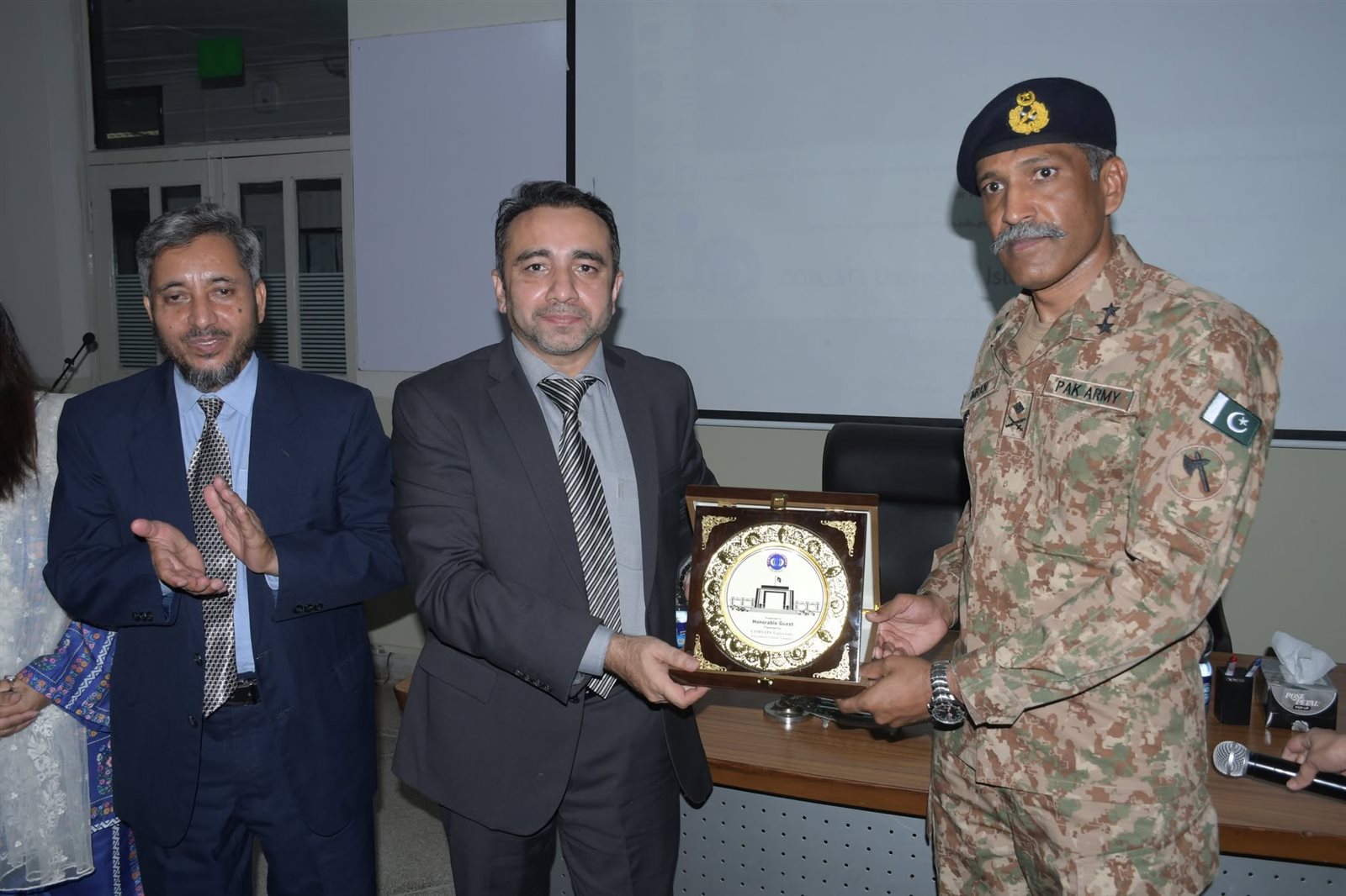 COMSATS Lahore Hosts Maj. General Rao Imran Sartaj for a Lecture on “Bunyan-ul-Marsoos”