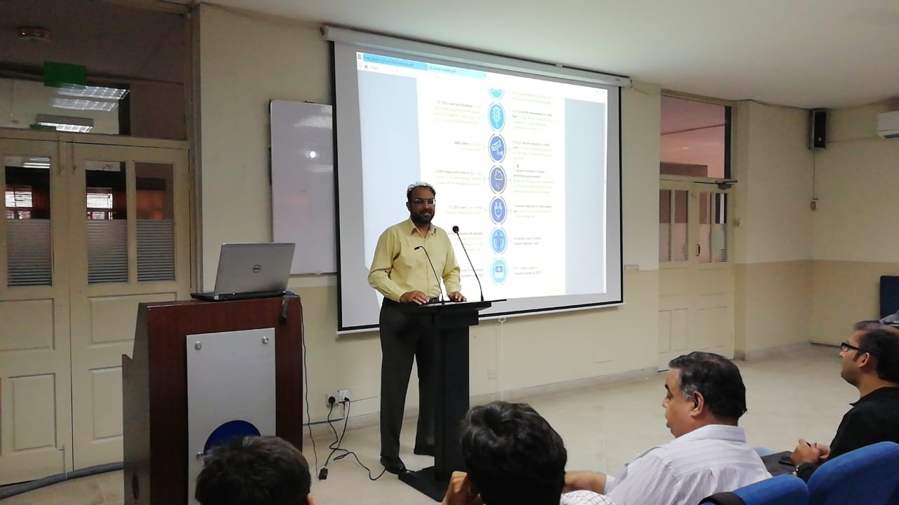 CUI Lahore ACM Student Chapter Organized a Seminar Named “CS-Talk”