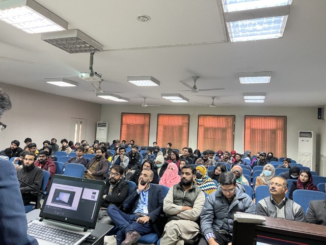 Seminar on AI/Machine Learning in Digital healthcare: Opportunities and Challenges