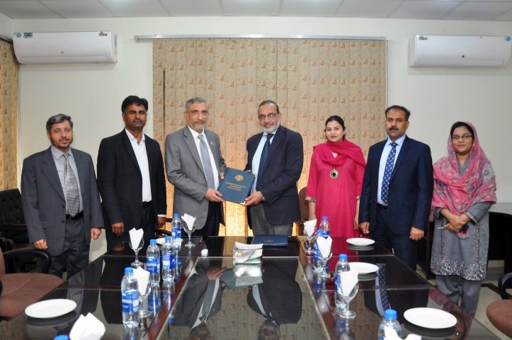MoU Signed between COMSATS University Islamabad (CUI) and University of Central Punjab (UCP)