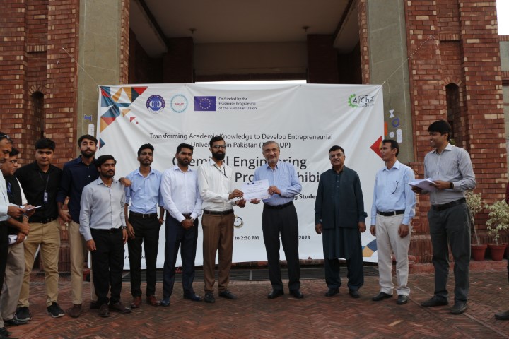 Innovative Achievements: Chemical Engineering Event Highlights Student Entrepreneurship