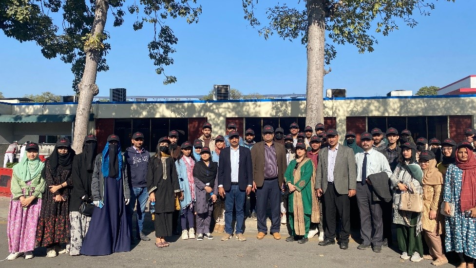 Physics Department Organizes Student Tour to Atlas Honda Automobile Industry