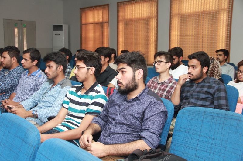 C2 Workshops: Design Thinking and Elevator Pitch