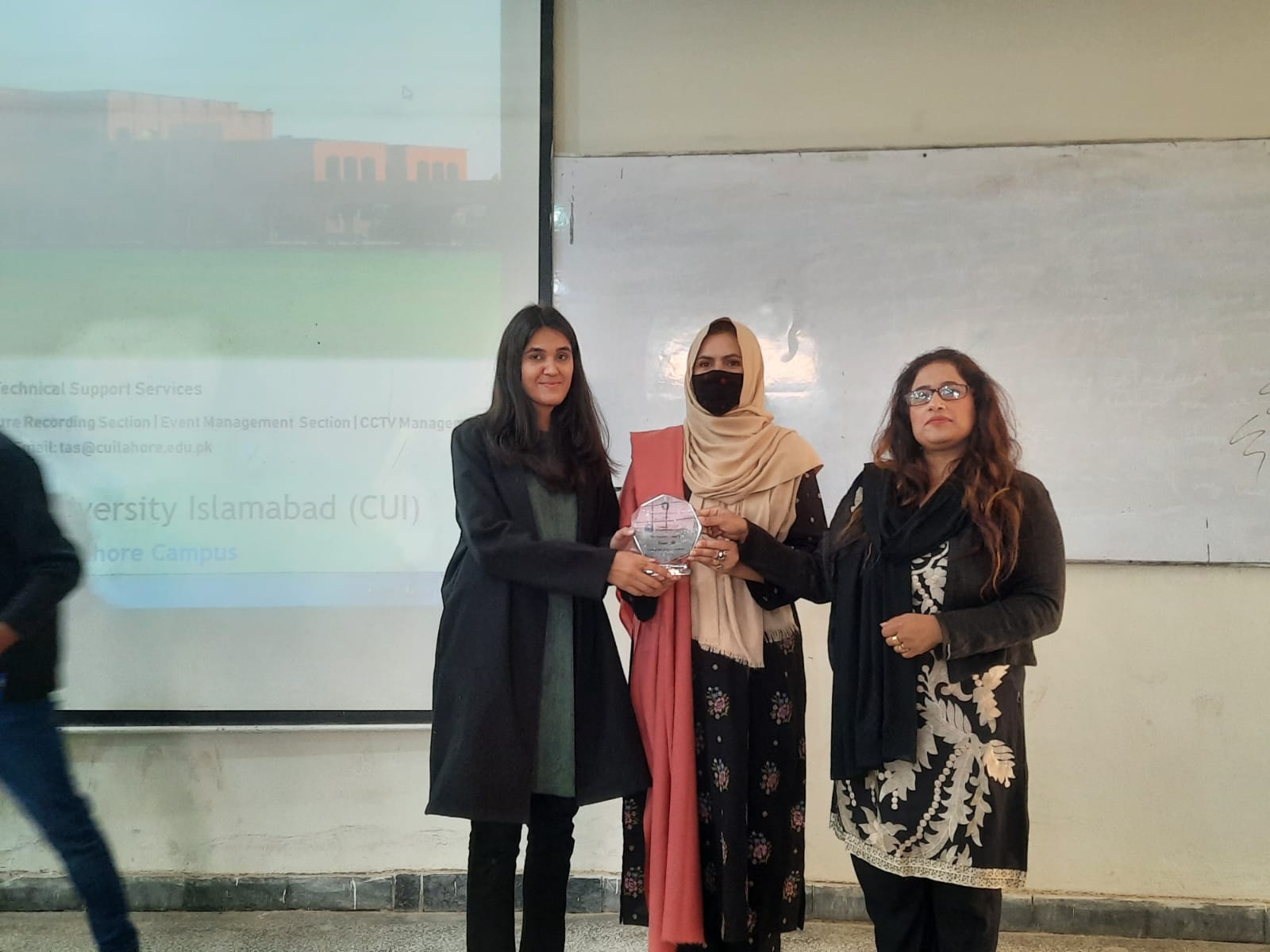 Award Distribution Ceremony: All Pakistan Parliamentary Debate Competition MUARKAA 22