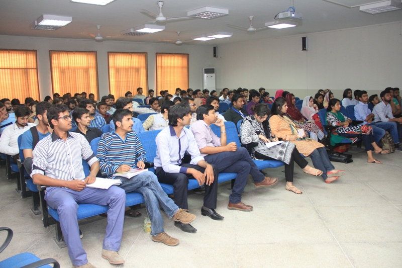 C2 Workshops: Design Thinking and Elevator Pitch