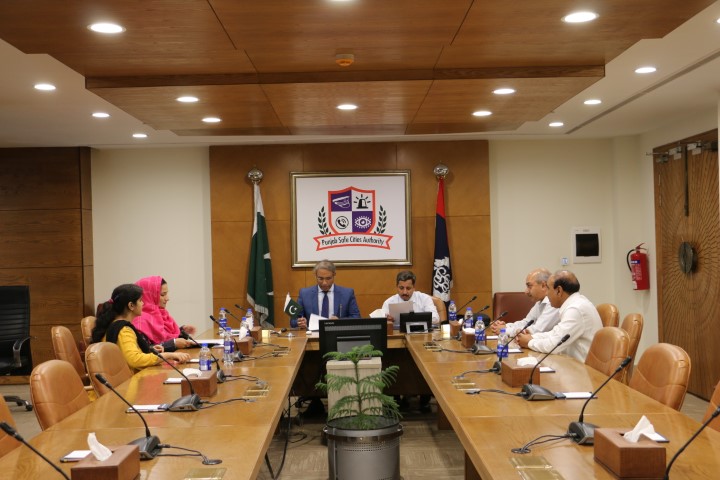 Computer Science Department Signed MOU with Punjab Safe Cities Authority