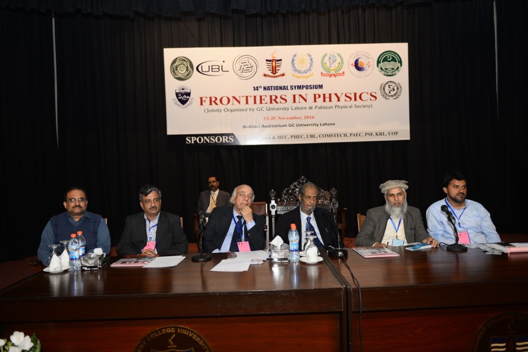 Dr. Muhammad Fraz Bashir Receives Appreciation Award from GC University Lahore